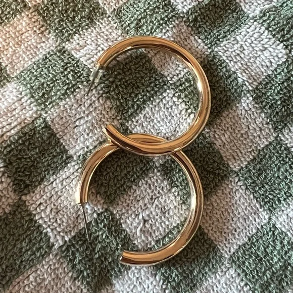 ZARA GOLD HOOPS - Picture 1 of 3
